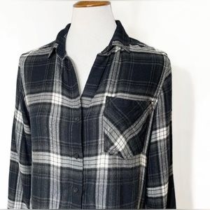 Cloth & Stone High Low Fringe Hem Flannel Shirt in Black/White Plaid Size Small